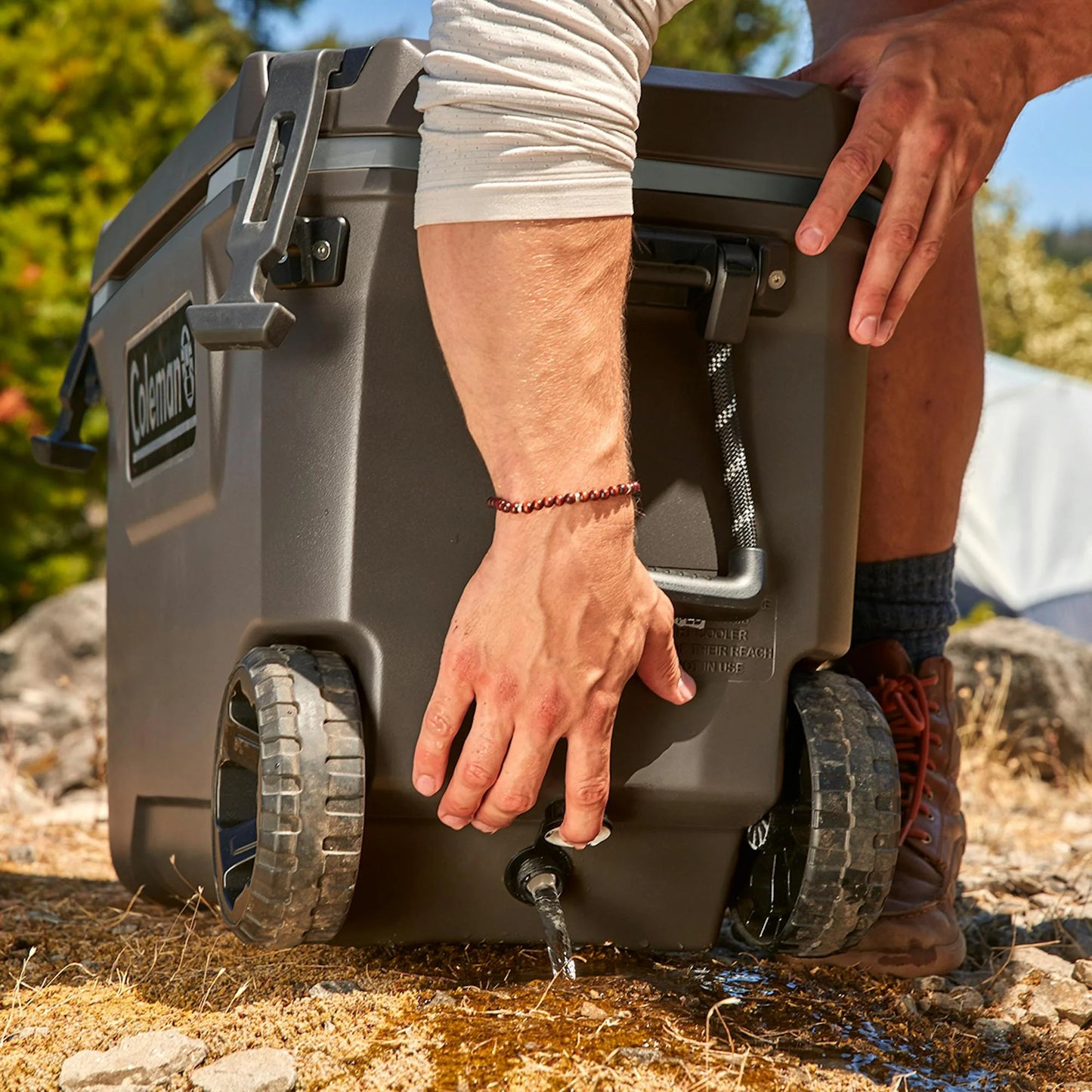 Convoy Series 65-Quart Cooler With Wheels