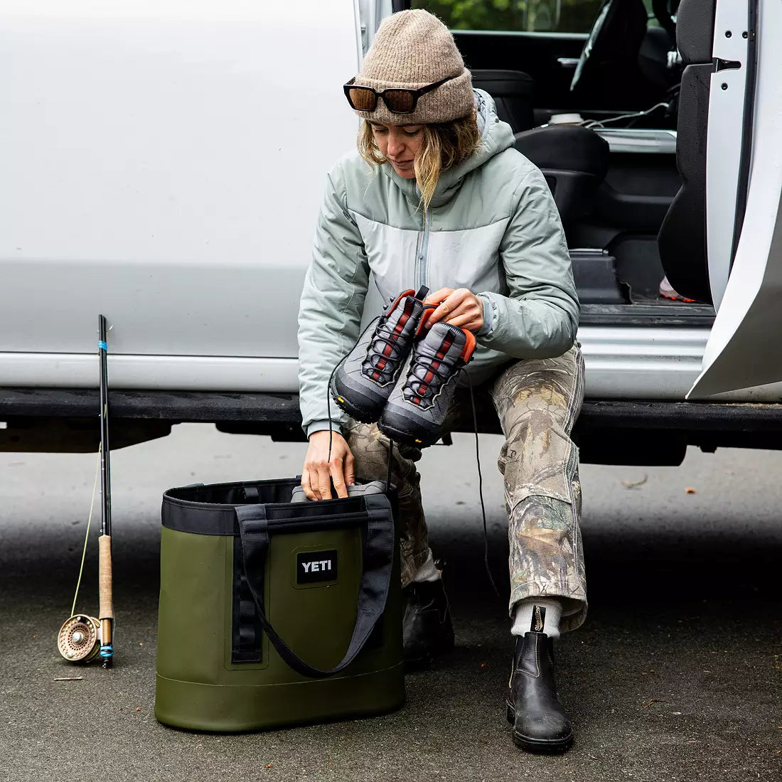 Camino 20 Carryall Tote Bag